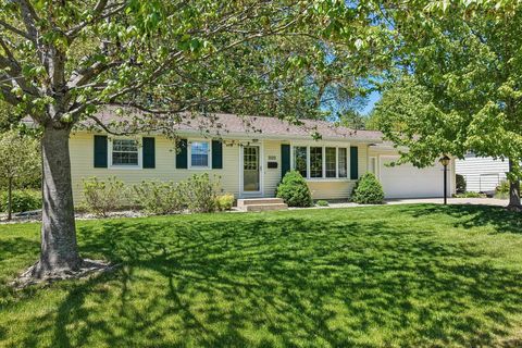 Photo of 345 Veldor Street, Oregon, WI 53575 (MLS # 2023090)