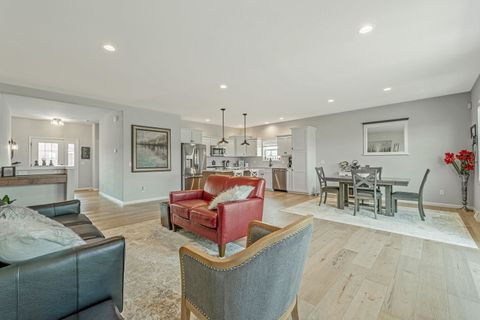 Photo of 2006 AUTUMN LAKE Parkway, Madison, WI 53718 (MLS # 2012350)