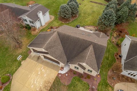 Tiny photo for 952 Bedford Drive, Janesville, WI 53546 (MLS # 2012587)