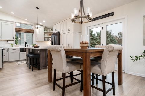 Tiny photo for 952 Bedford Drive, Janesville, WI 53546 (MLS # 2012587)