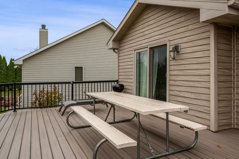 Tiny photo for 952 Bedford Drive, Janesville, WI 53546 (MLS # 2012587)