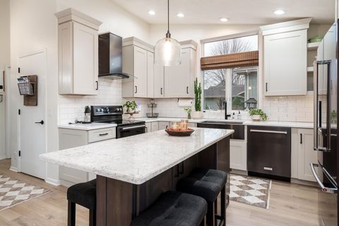 Tiny photo for 952 Bedford Drive, Janesville, WI 53546 (MLS # 2012587)