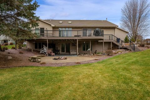 Tiny photo for 952 Bedford Drive, Janesville, WI 53546 (MLS # 2012587)