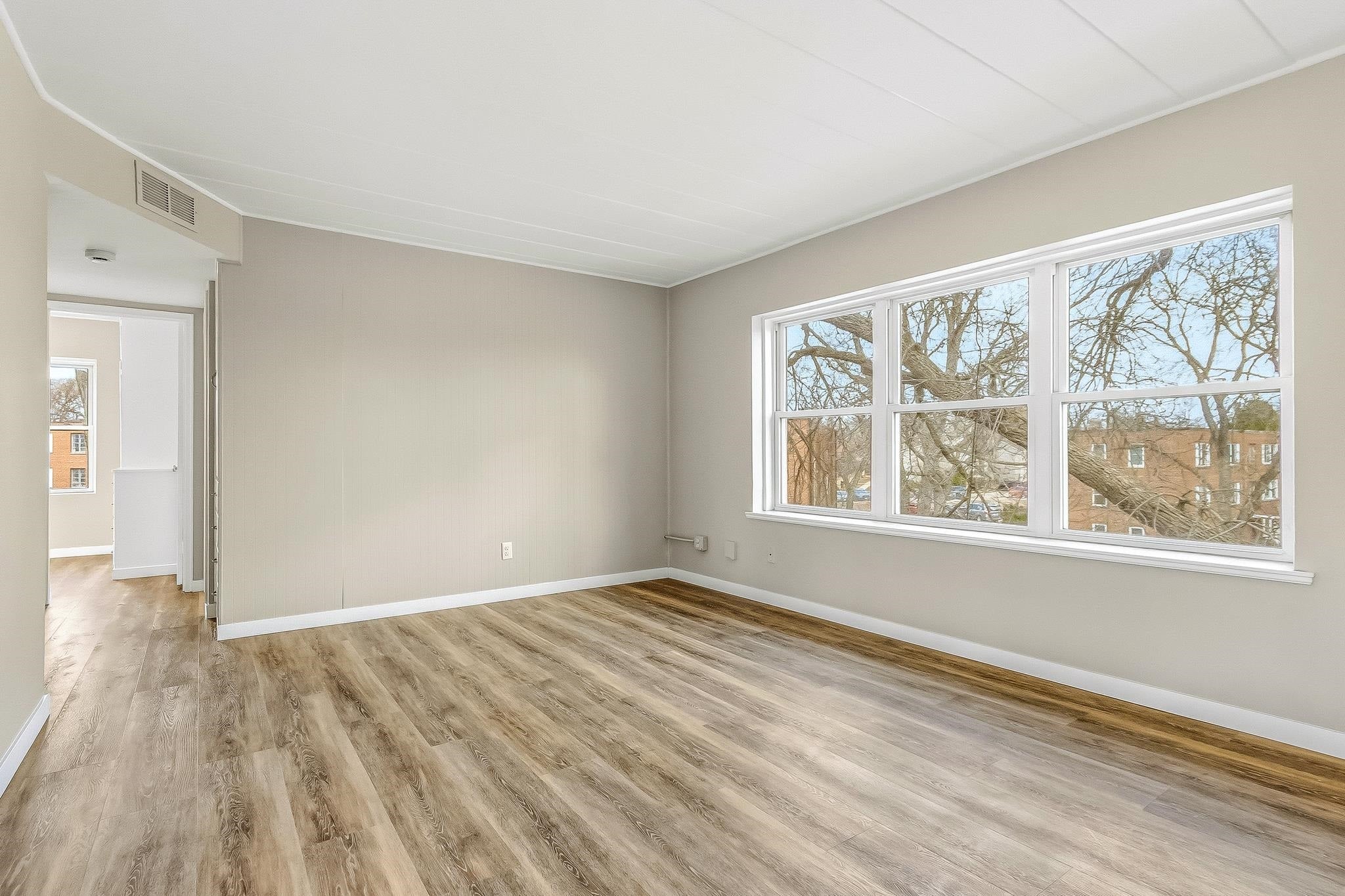 24 Sherman Terrace 6