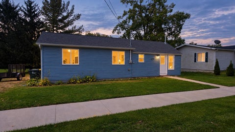 Photo of 127 N McKinley Street, Lancaster, WI 53813 (MLS # 2034509)