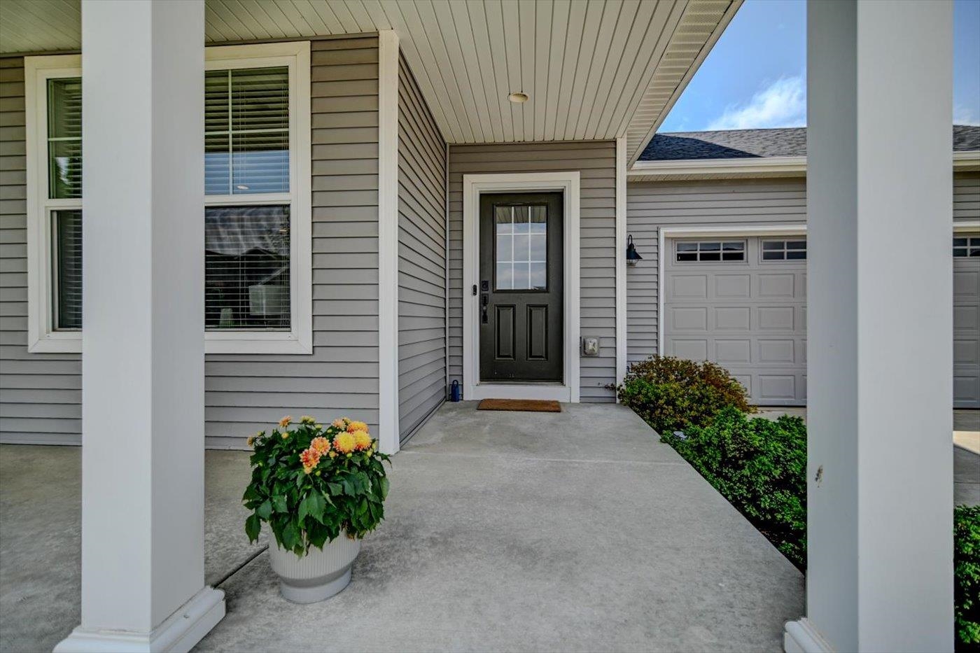 606 Gingergrass Way
