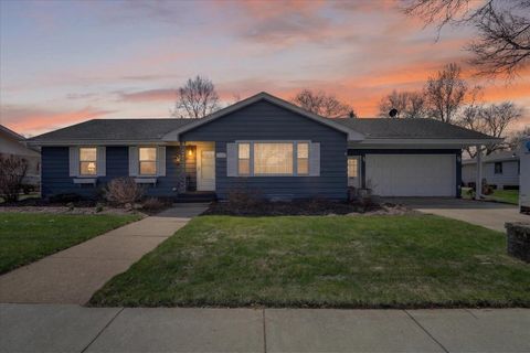 Photo of 2110 Eastwood Avenue, Janesville, WI 53545 (MLS # 2020176)