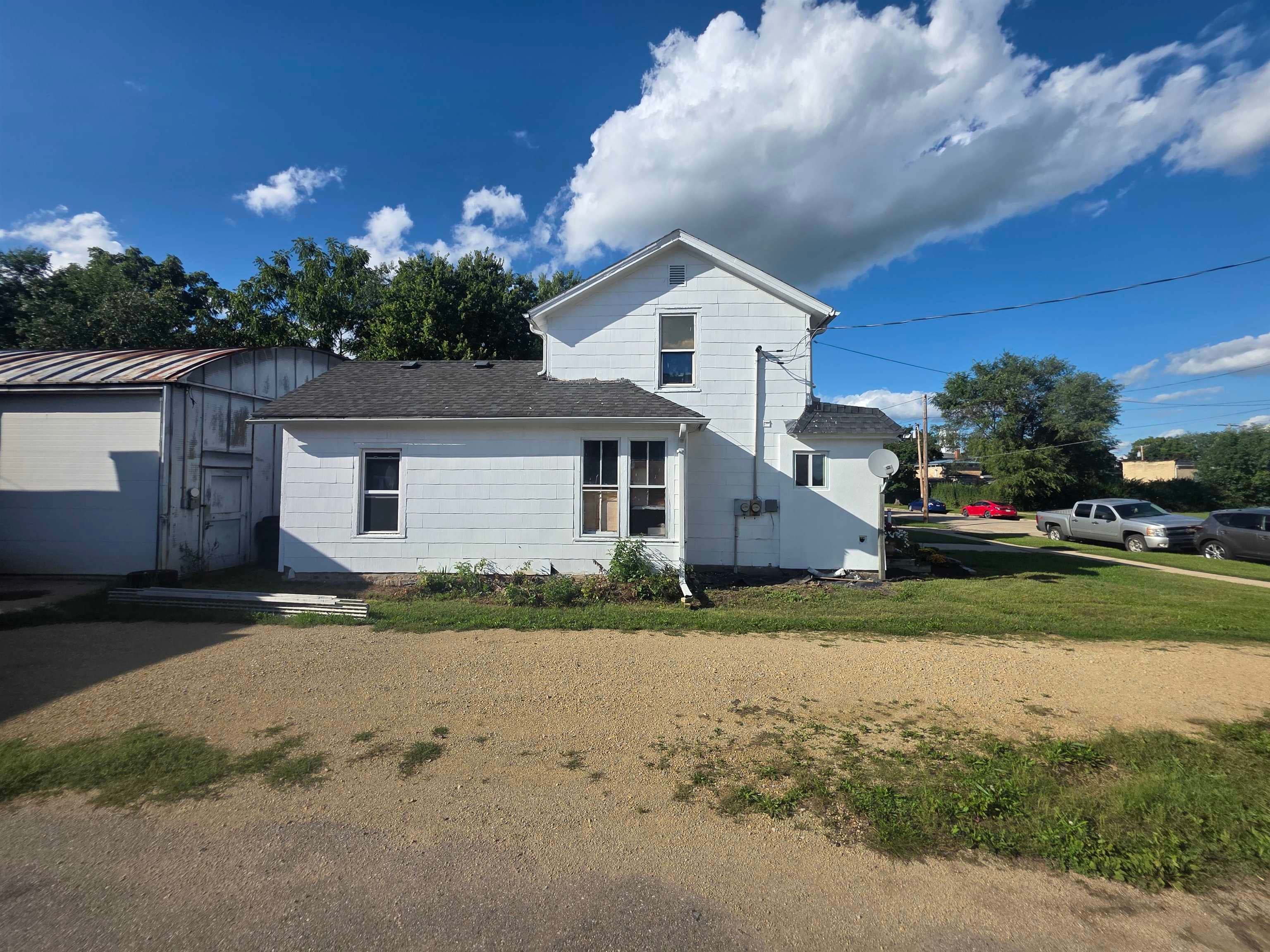 1007 W 2nd Avenue - Photo 4