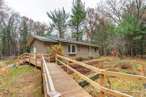 Photo of N306 Mariposa Lane, Wisconsin Dells, WI 53965 (MLS # 2012199)