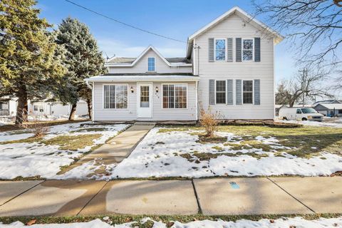 Photo of 706 Hubbell Street, Marshall, WI 53559 (MLS # 2014477)