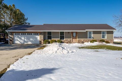 Photo of 4701 E County Road J, Beloit, WI 53511 (MLS # 2018833)