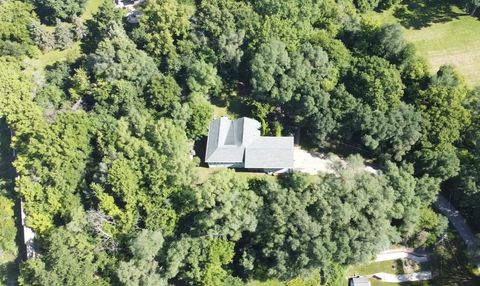 Photo of 3029 Ruger Avenue, Janesville, WI 53546 (MLS # 2003502)