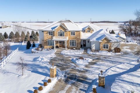 Photo of 4908 Winners Circle, Middleton, WI 53562 (MLS # 2013583)