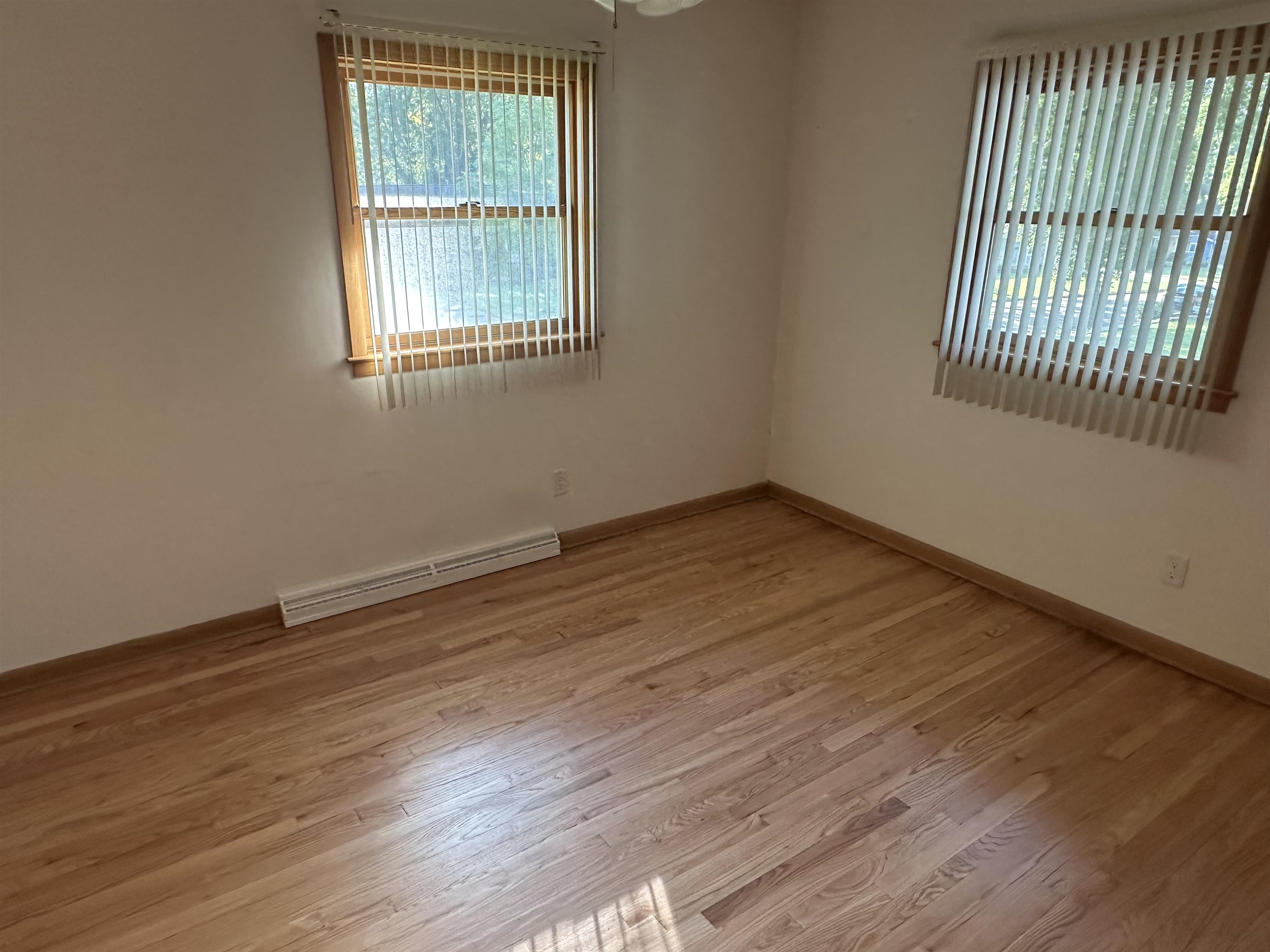 Madison, Wisconsin 53716, United States, 3 Bedrooms Bedrooms, ,2 BathroomsBathrooms,Residential,Active,210861