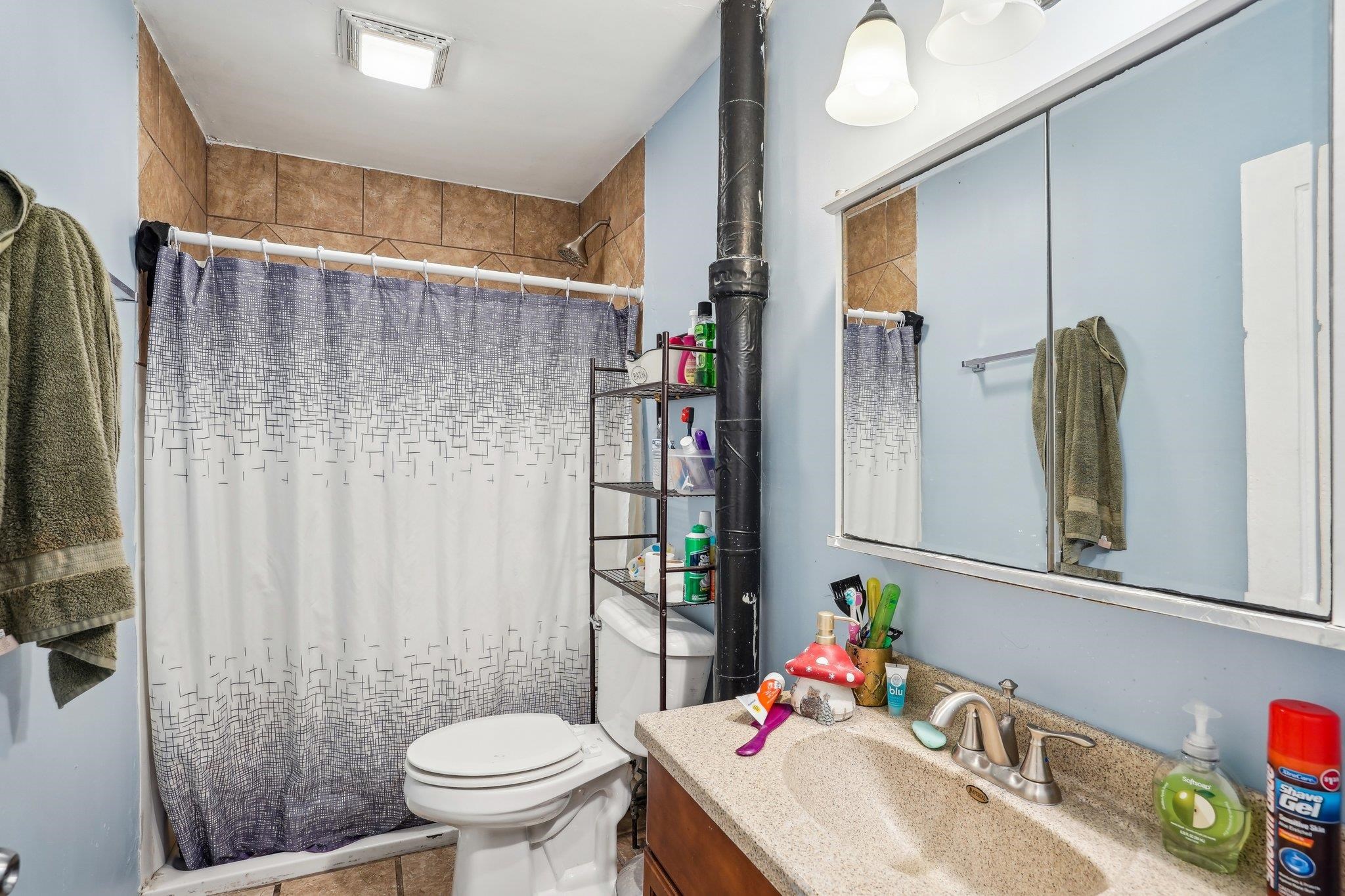 Baraboo, Wisconsin 53913, United States, 3 Bedrooms Bedrooms, ,1 BathroomBathrooms,Residential,Active,126860