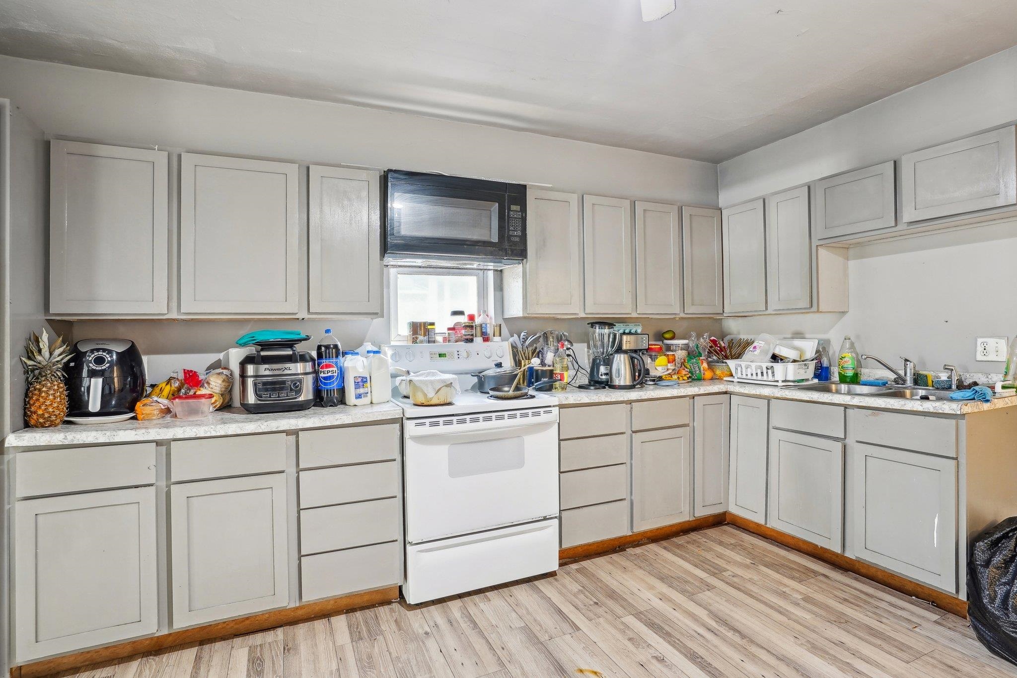 Baraboo, Wisconsin 53913, United States, 3 Bedrooms Bedrooms, ,1 BathroomBathrooms,Residential,Active,126860