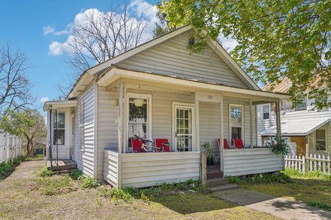 327 8th Avenue, Baraboo, WI 53913 - #: 1999411