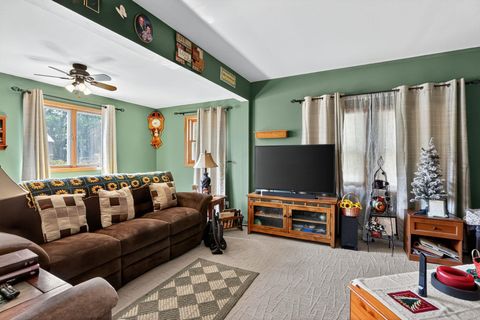 Tiny photo for 333 E Montello Street, Montello, WI 53949 (MLS # 2007892)