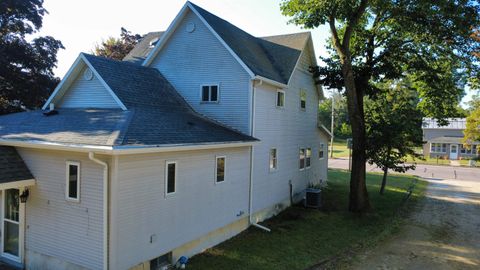 Tiny photo for 333 E Montello Street, Montello, WI 53949 (MLS # 2007892)