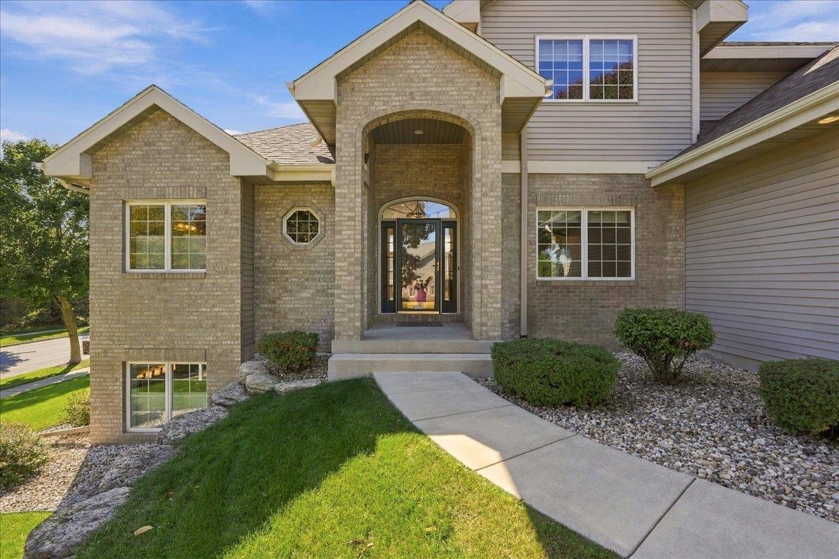 9101 Settlers Road