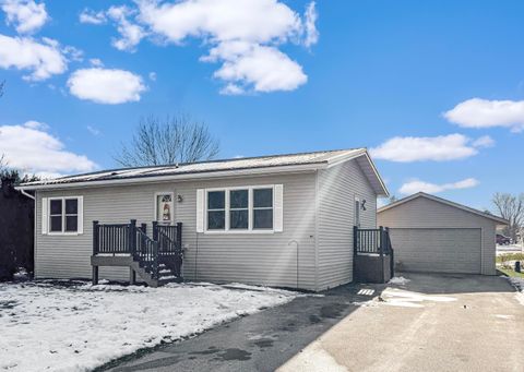 Photo of 1700 E Fowler Street, Prairie Du Chien, WI 53821 (MLS # 2014060)