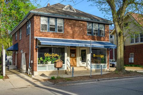 Photo of 11 N Allen Street, Madison, WI 53726 (MLS # 2020085)
