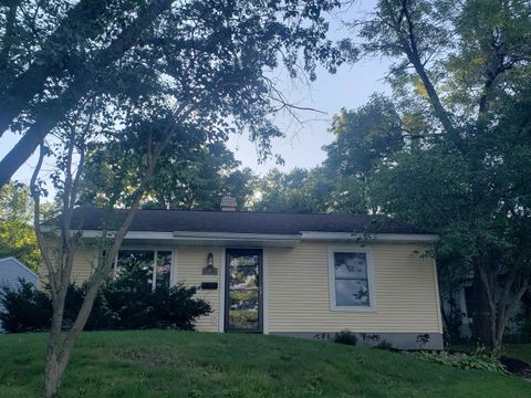 Photo of 26 Craig Avenue, Madison, WI 53705 (MLS # 2019474)