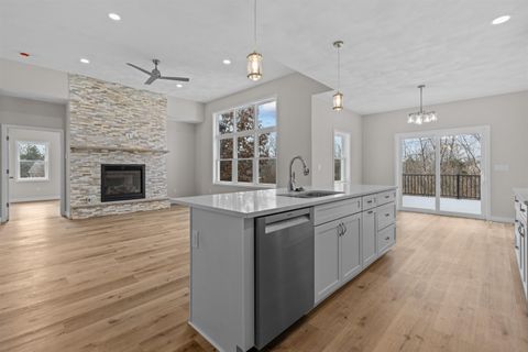 Tiny photo for 5611 N Vista Lane, Janesville, WI 53548 (MLS # 2013024)