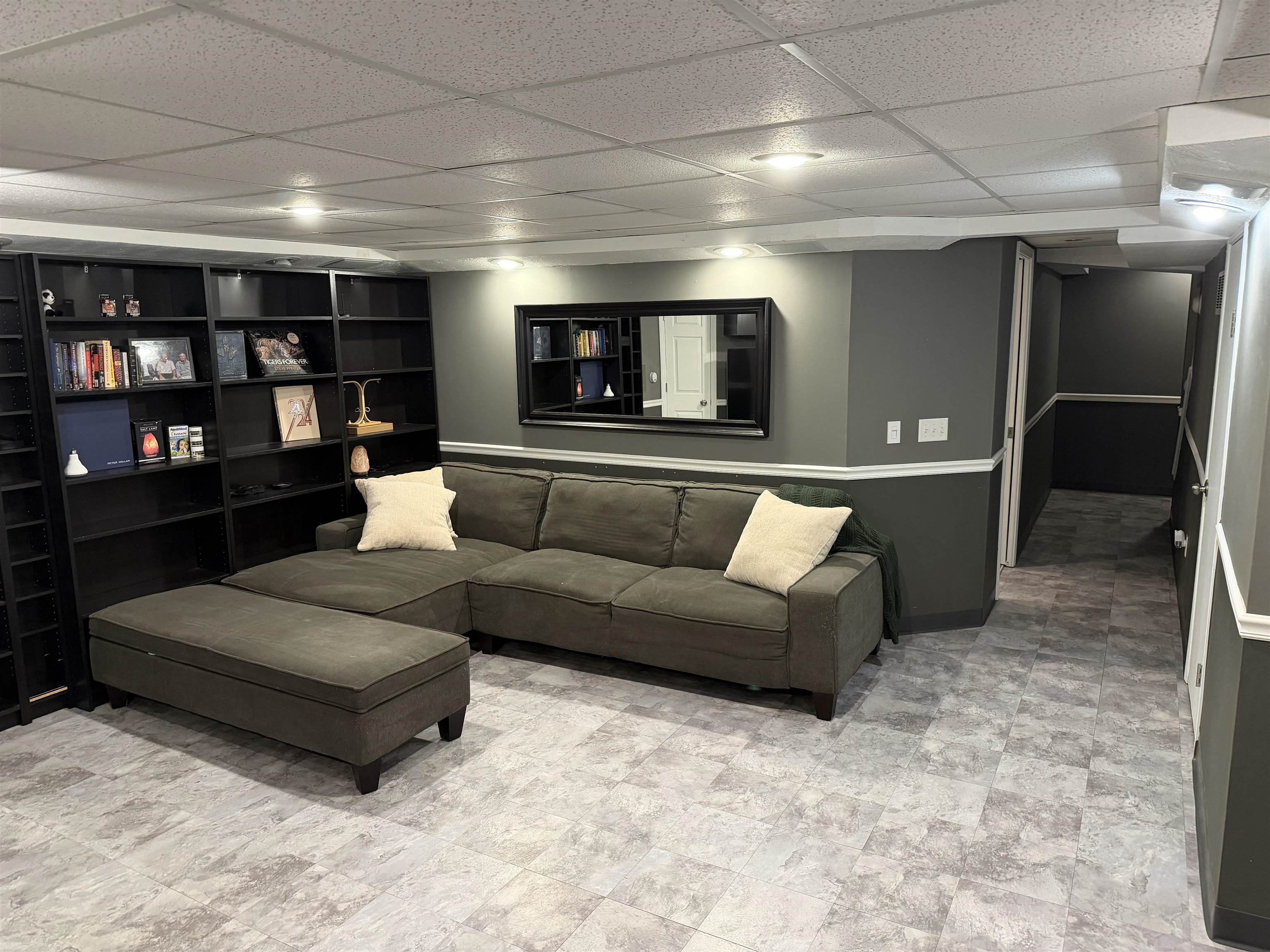 403 Williamsburg Way Court