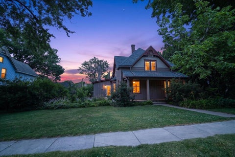 Property photo of 212 S 5th Street, Mount Horeb, WI 53572