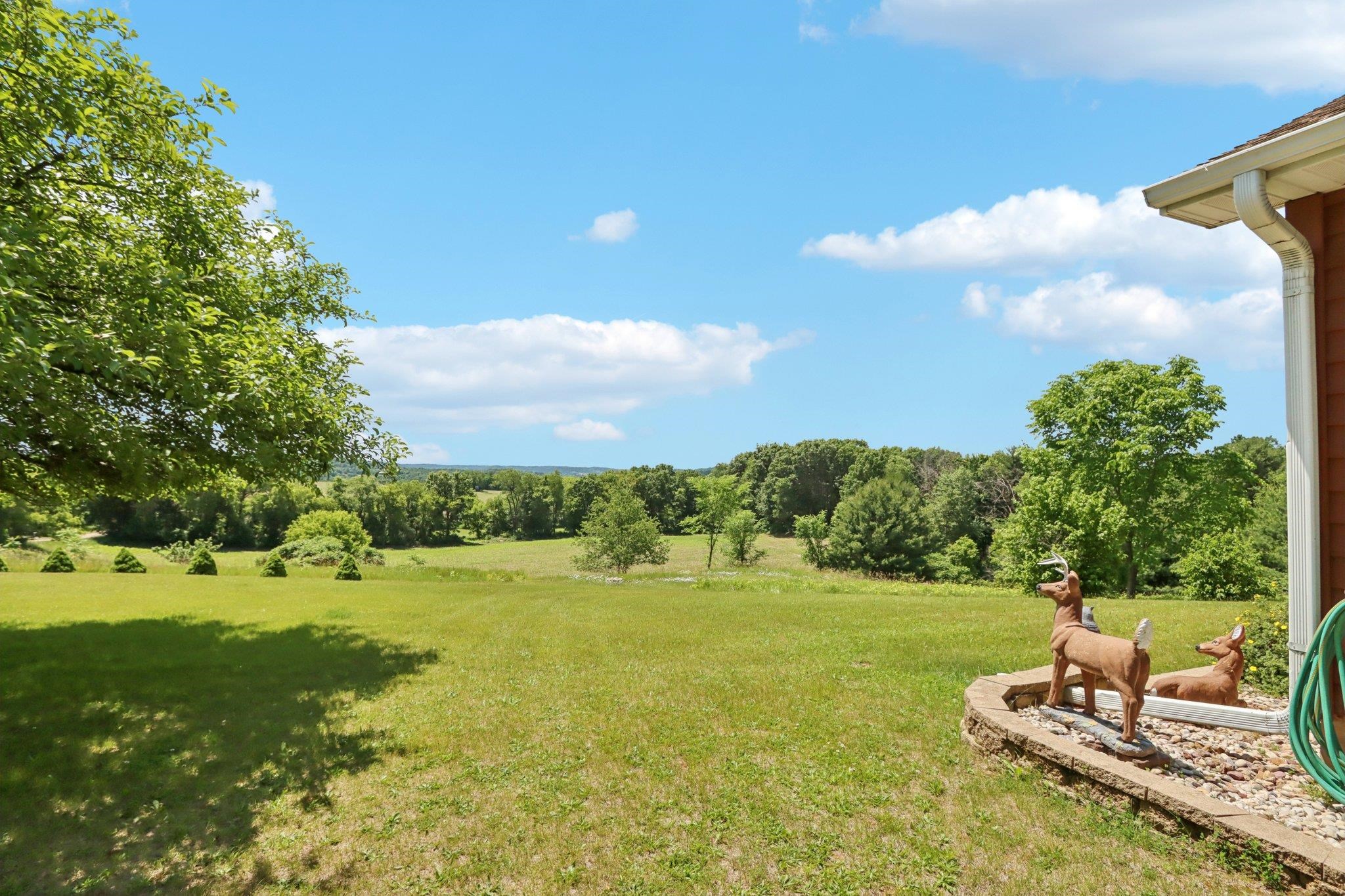 La Valle, Wisconsin 53941, United States, 4 Bedrooms Bedrooms, ,3 BathroomsBathrooms,Residential,Active,156094