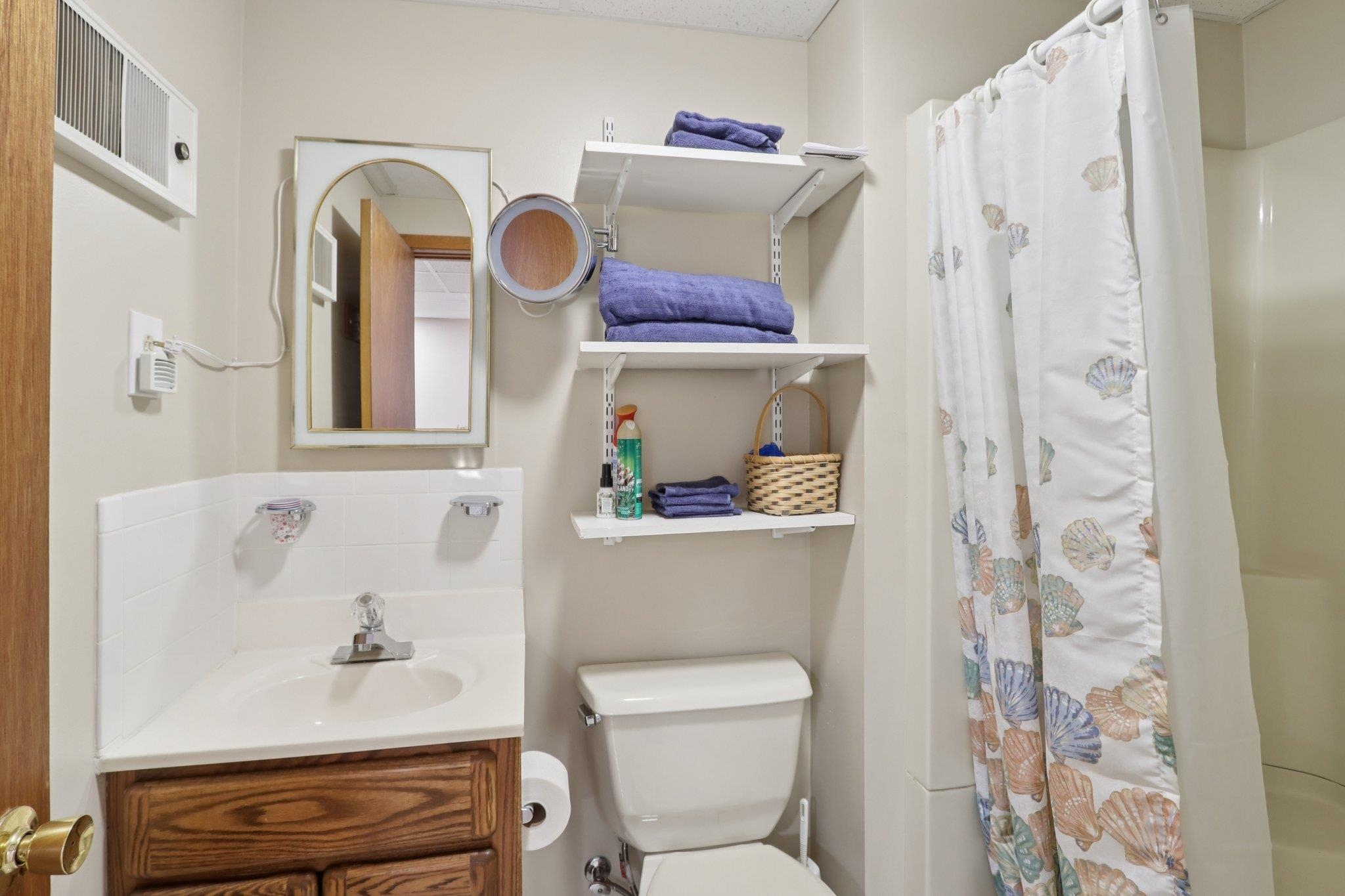 La Valle, Wisconsin 53941, United States, 4 Bedrooms Bedrooms, ,3 BathroomsBathrooms,Residential,Active,156094