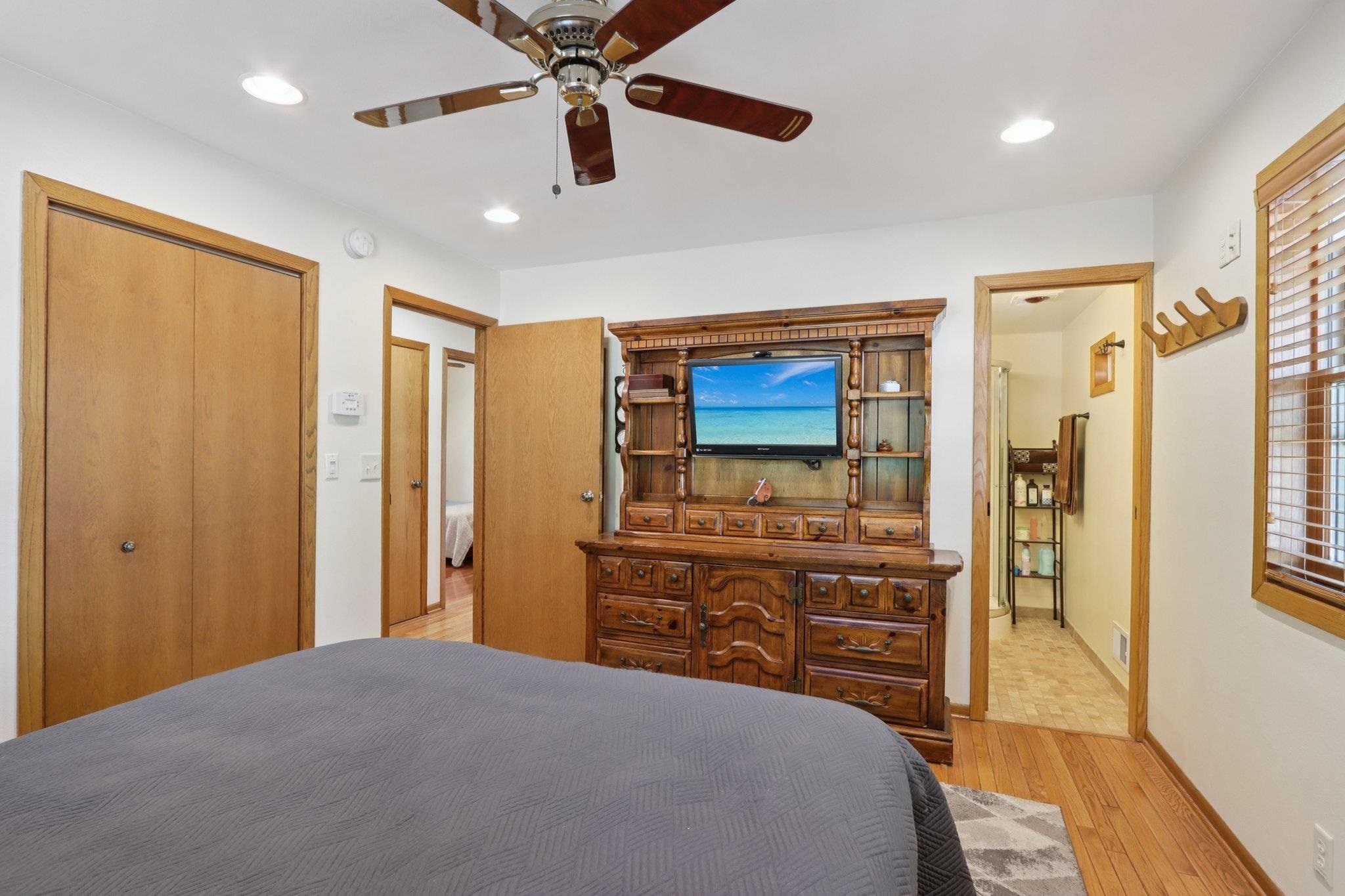 La Valle, Wisconsin 53941, United States, 4 Bedrooms Bedrooms, ,3 BathroomsBathrooms,Residential,Active,156094