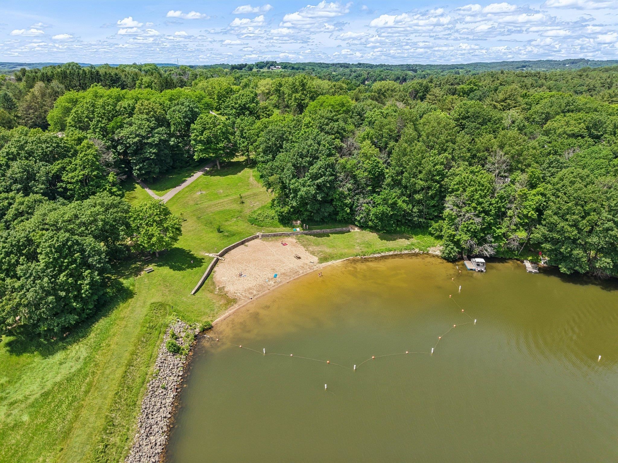 La Valle, Wisconsin 53941, United States, 4 Bedrooms Bedrooms, ,3 BathroomsBathrooms,Residential,Active,156094