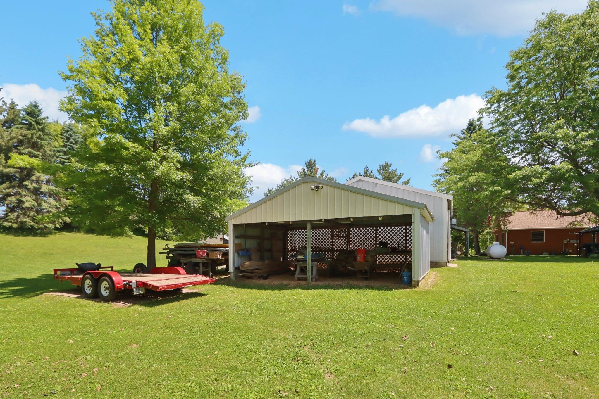 La Valle, Wisconsin 53941, United States, 4 Bedrooms Bedrooms, ,3 BathroomsBathrooms,Residential,Active,156094