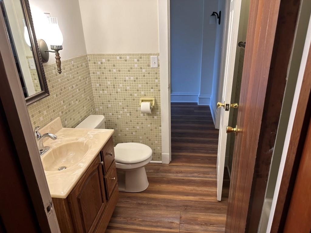 Stoughton, Wisconsin 53589, United States, 3 Bedrooms Bedrooms, ,2 BathroomsBathrooms,Residential,Active,217007