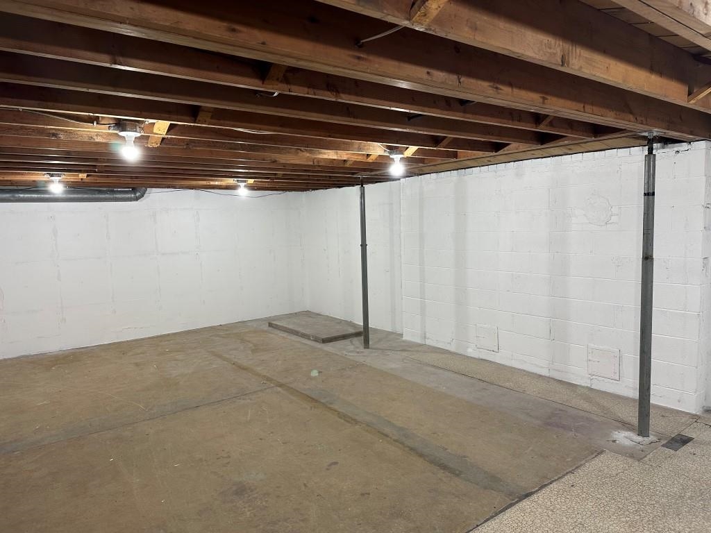 Stoughton, Wisconsin 53589, United States, 3 Bedrooms Bedrooms, ,2 BathroomsBathrooms,Residential,Active,217007