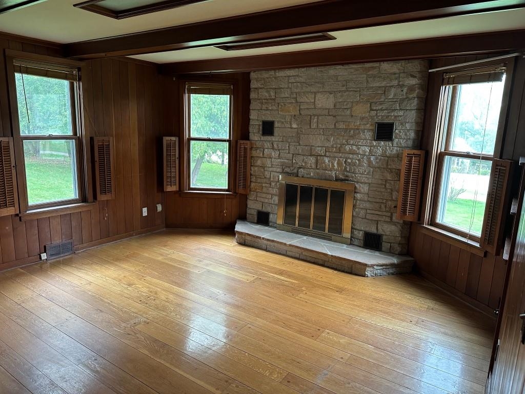 Stoughton, Wisconsin 53589, United States, 3 Bedrooms Bedrooms, ,2 BathroomsBathrooms,Residential,Active,217007