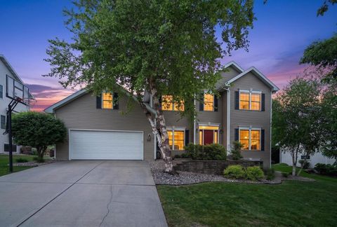 Photo of 441 Dunhill Drive, Verona, WI 53593 (MLS # 2024868)