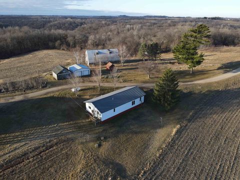 50220 Turkey Road, Gays Mills, WI 54631 - #: 1997943