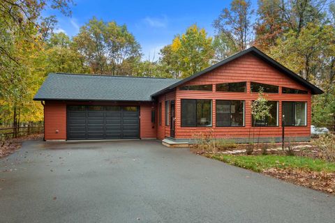 Photo of 1606 Hawkshead Trail, Nekoosa, WI 54457 (MLS # 2013675)