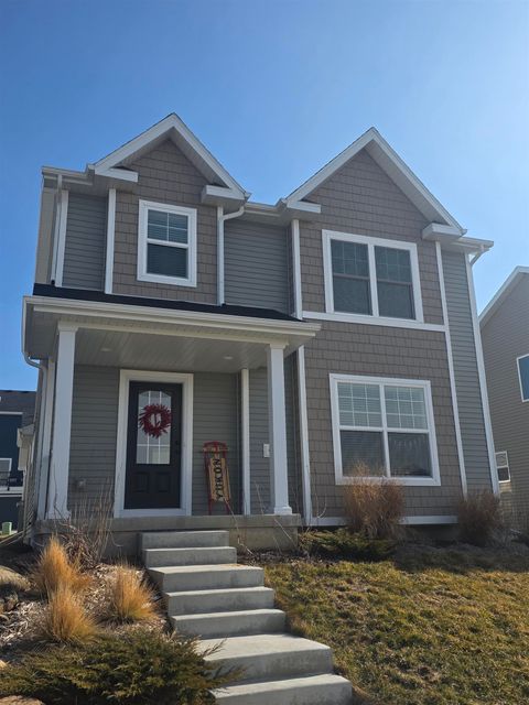 Photo of 421 Crane Crossing, Waunakee, WI 53597 (MLS # 2022825)