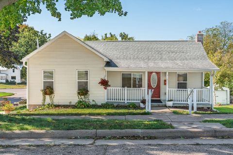 518 Vine Street Baraboo WI 53913