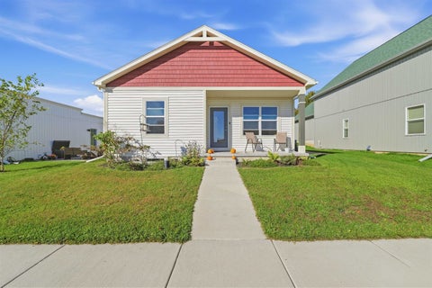 Photo of 509 Park Street, Poynette, WI 53955 (MLS # 2034448)