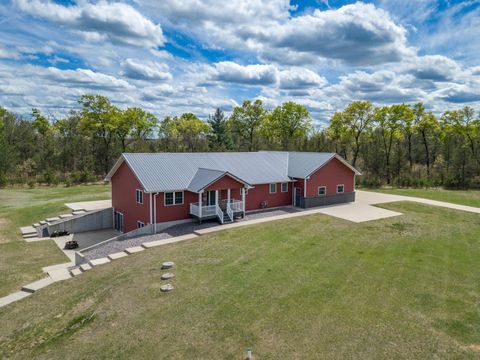 Photo of N8444 Highway 80, New Lisbon, WI 53950 (MLS # 2015240)