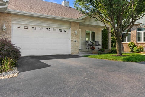 Photo of 625 Nightingale Lane, Cottage Grove, WI 53527 (MLS # 2030097)