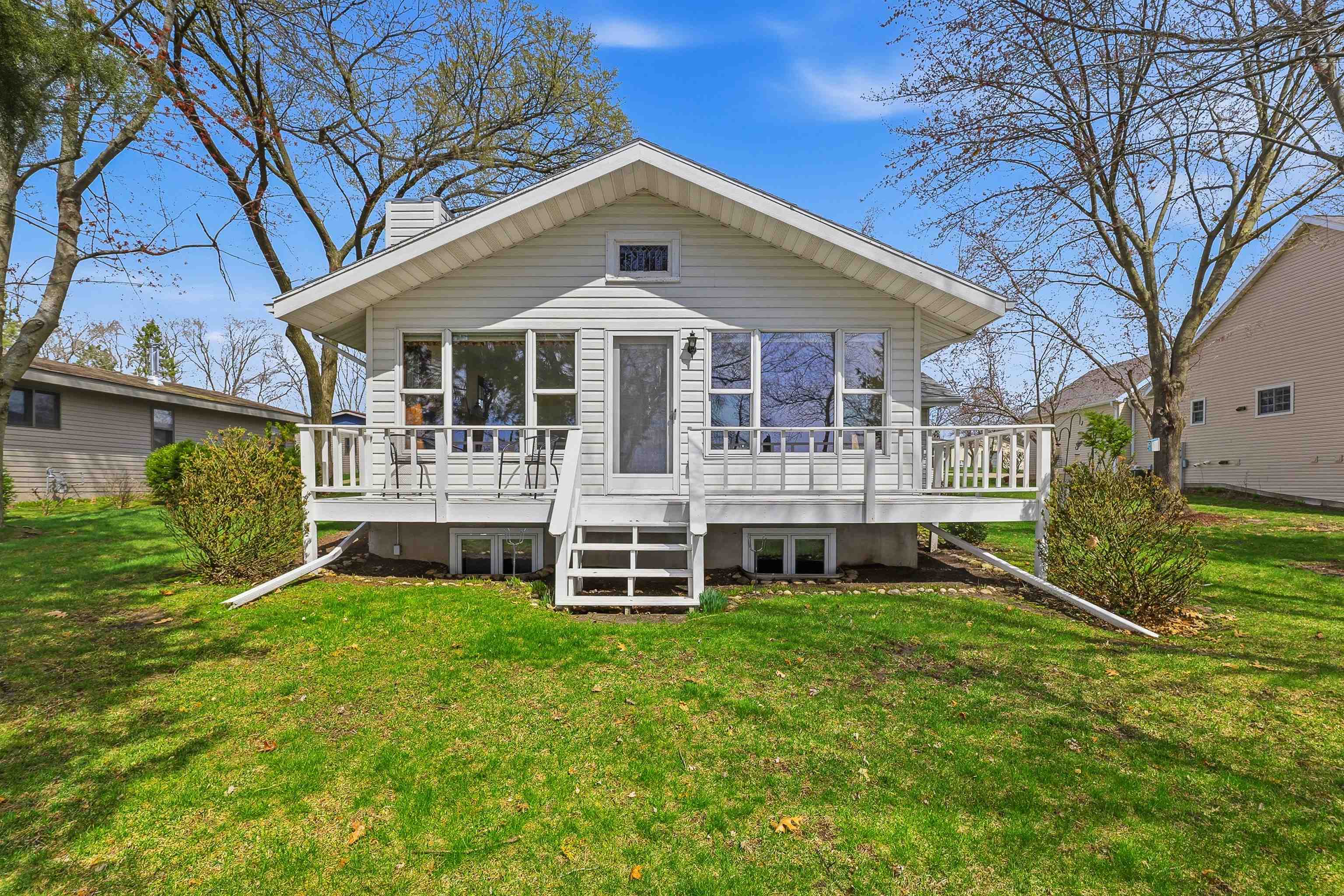 W3403 Orchard Avenue