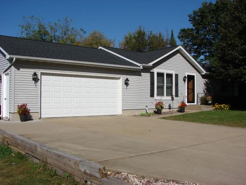 Photo of 821 Pleasant Street, Mineral Point, WI 53533 (MLS # 2010610)