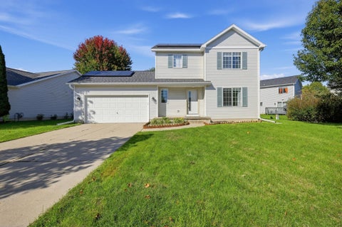 Photo of 1138 Glacier Hill Drive, Madison, WI 53704 (MLS # 2034193)