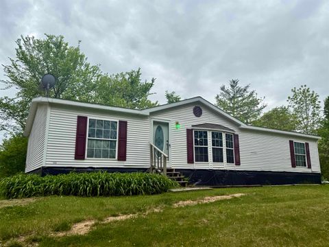 Photo of 18571 Hilltop Road, Sparta, WI 54656 (MLS # 2024145)